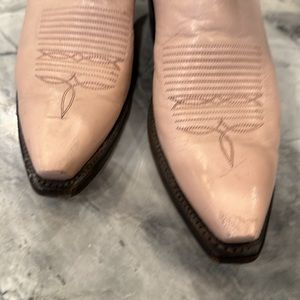 Luchesse pink preloved boots